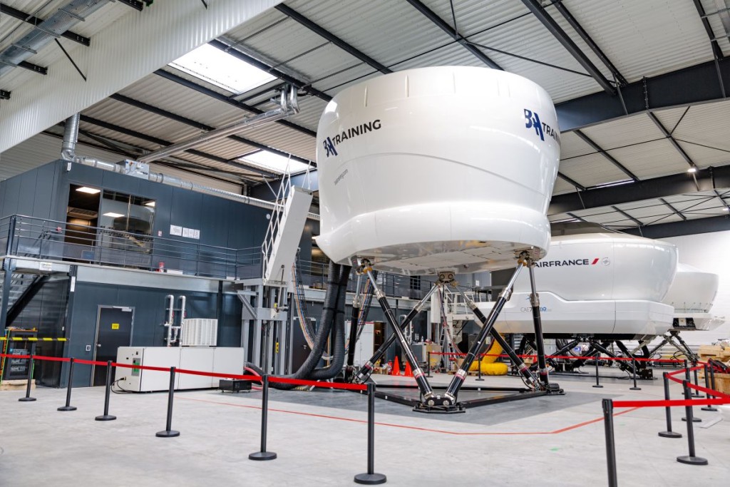 Pilot-training-KlasJet-vip